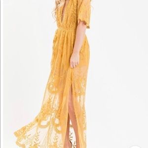 MILA LACE MAXI JUMPSUIT